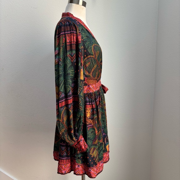 Farm Rio Wrap Mini Dress Long Sleeve Forest Tapestry Boho Green Pink Size Small - Picture 8 of 10